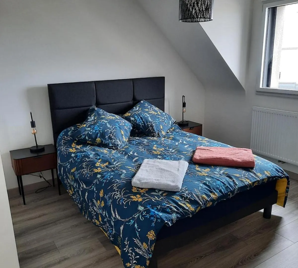 Maison 6 Personnes Saint-Méloir-des-Ondes 0*,